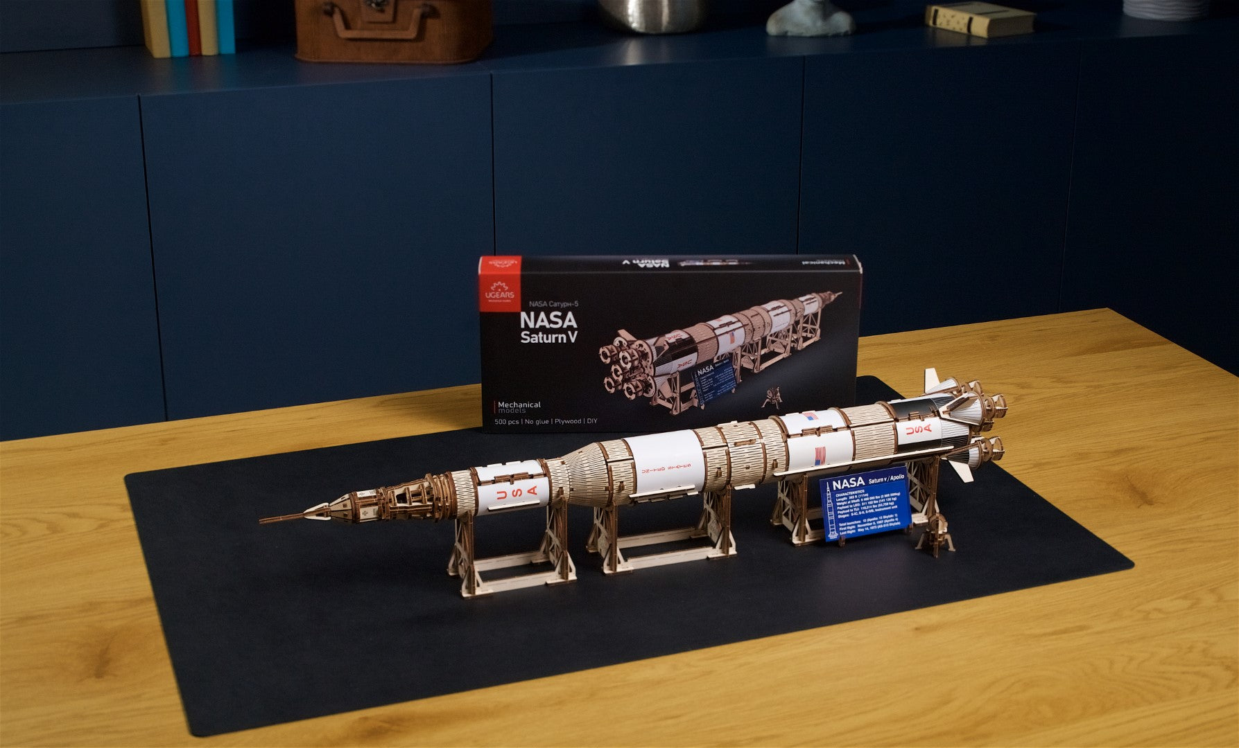 UGEARS - Saturn V della NASA