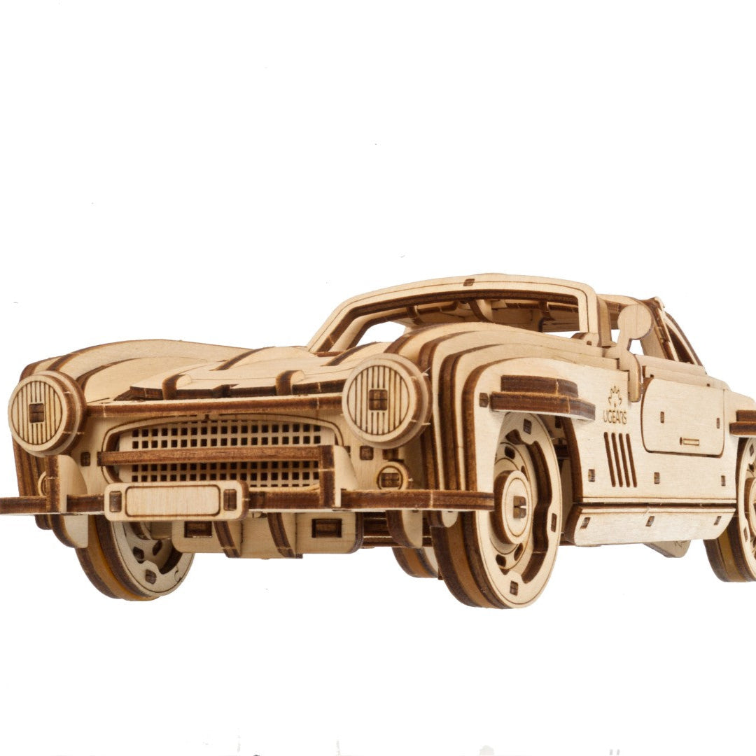 UGEARS - Coupé sportiva