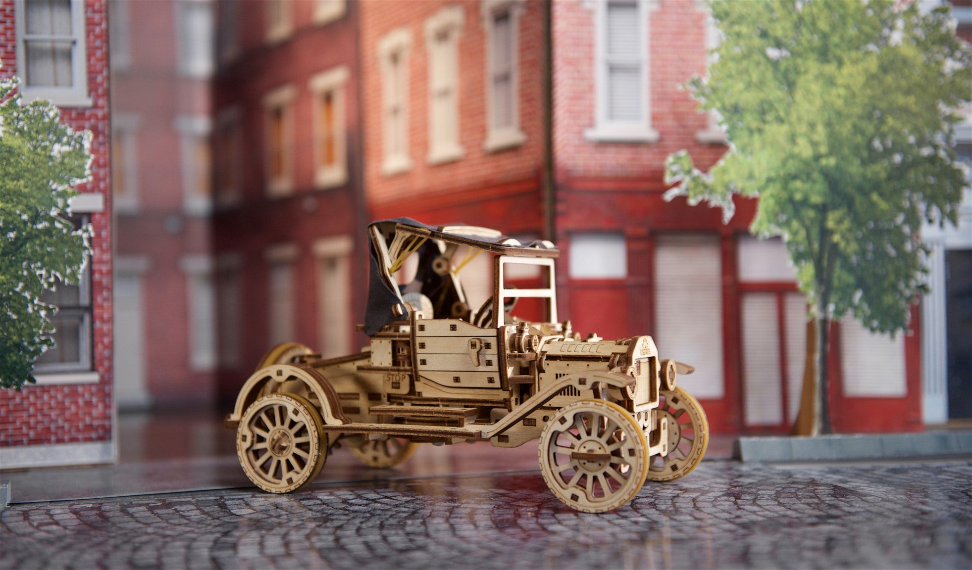 UGEARS - Auto Retro UGR-T