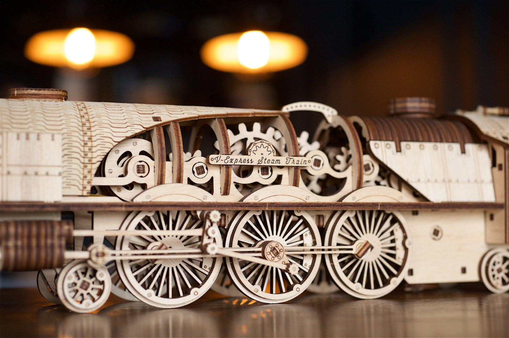 UGEARS - Treno a Vapore V-Express con Tender