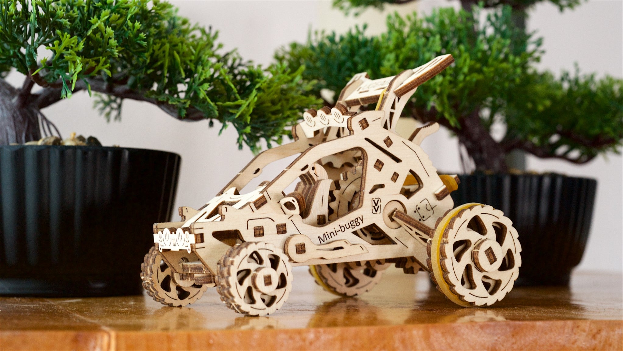 UGEARS - Buggy del Deserto
