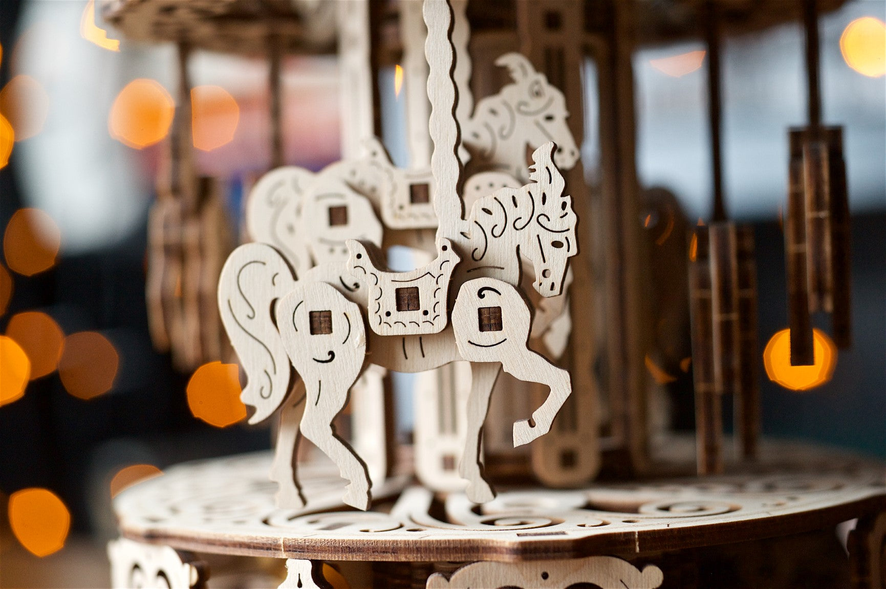 UGEARS - Giostra - Carousel