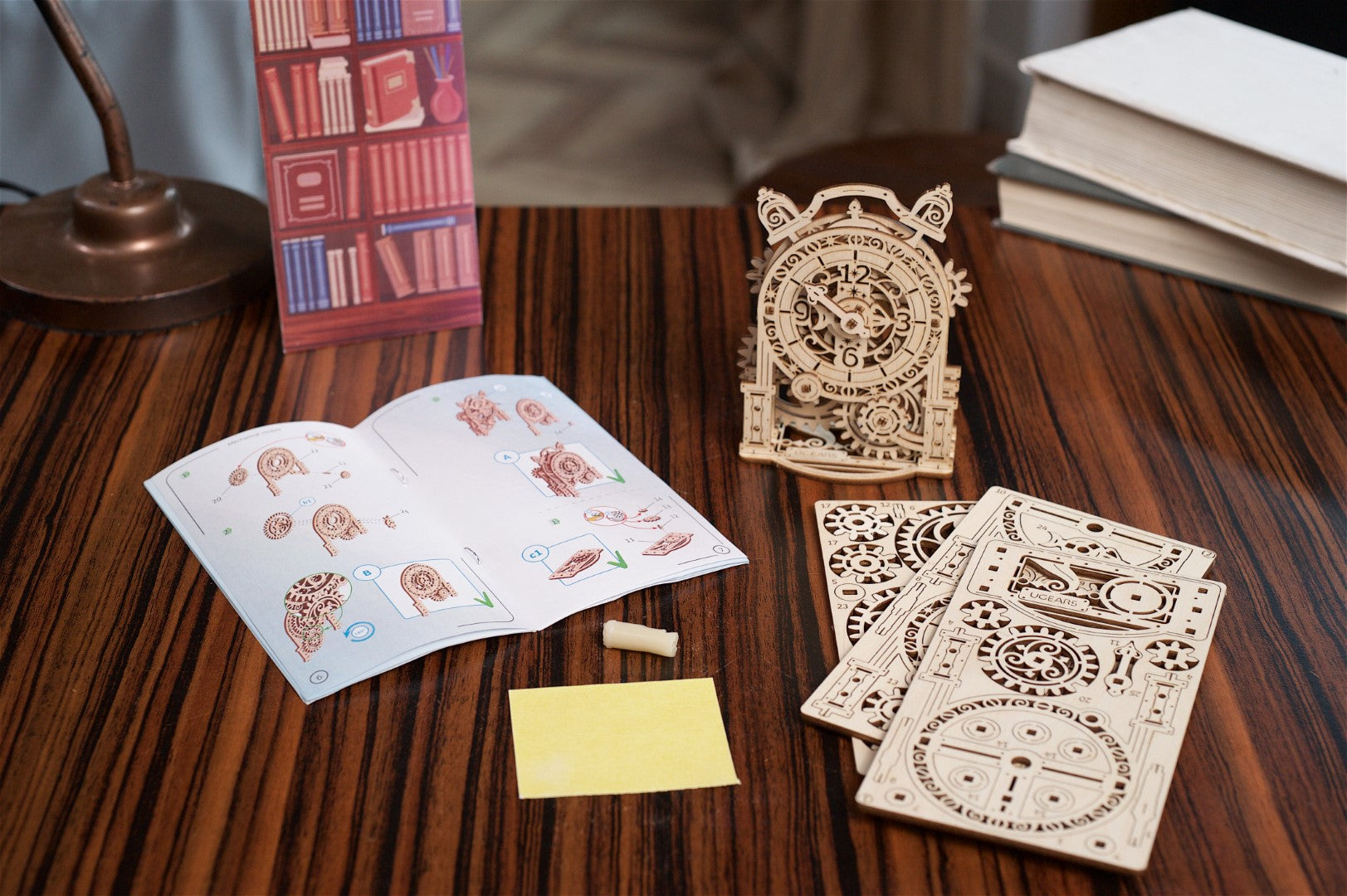 UGEARS - Sveglia Vintage