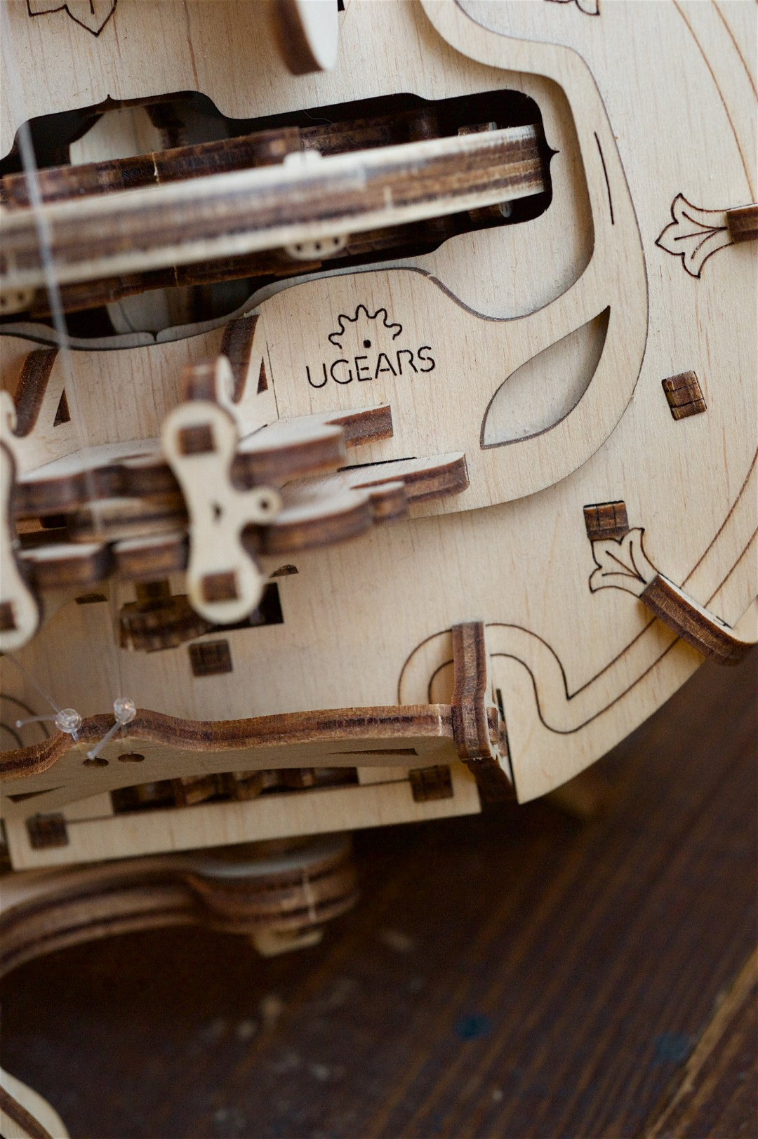 UGEARS - Hurdy Gurdy - Ghironda