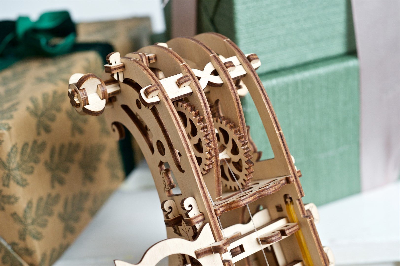 UGEARS - Hurdy Gurdy - Ghironda