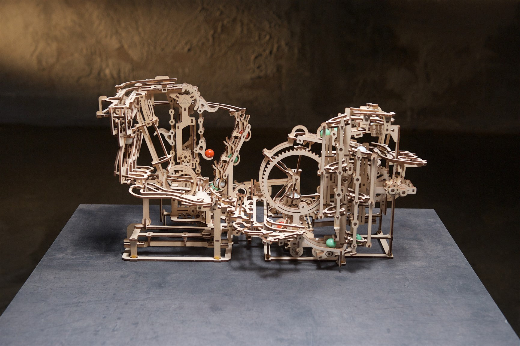 UGEARS - Pista da Biglie 2 - Paranco a Gradini