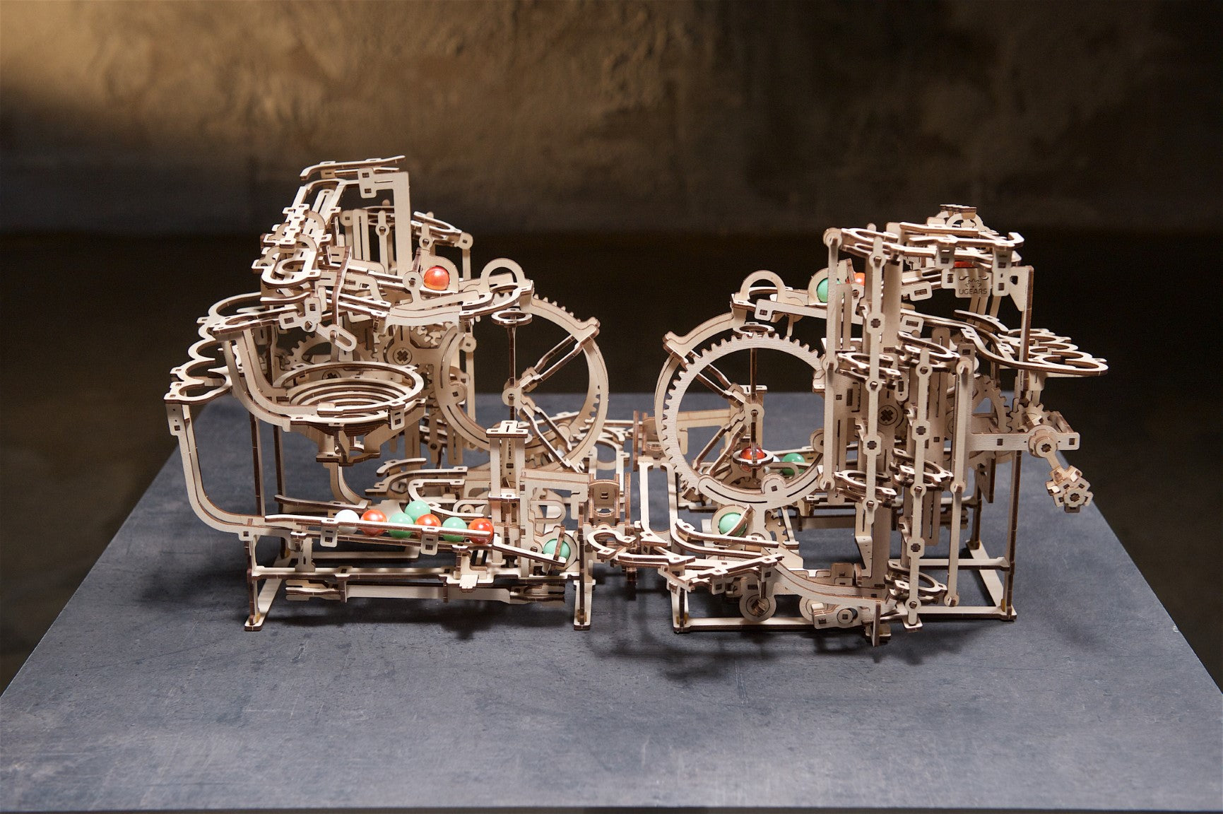 UGEARS - Pista da Biglie 2 - Paranco a Gradini