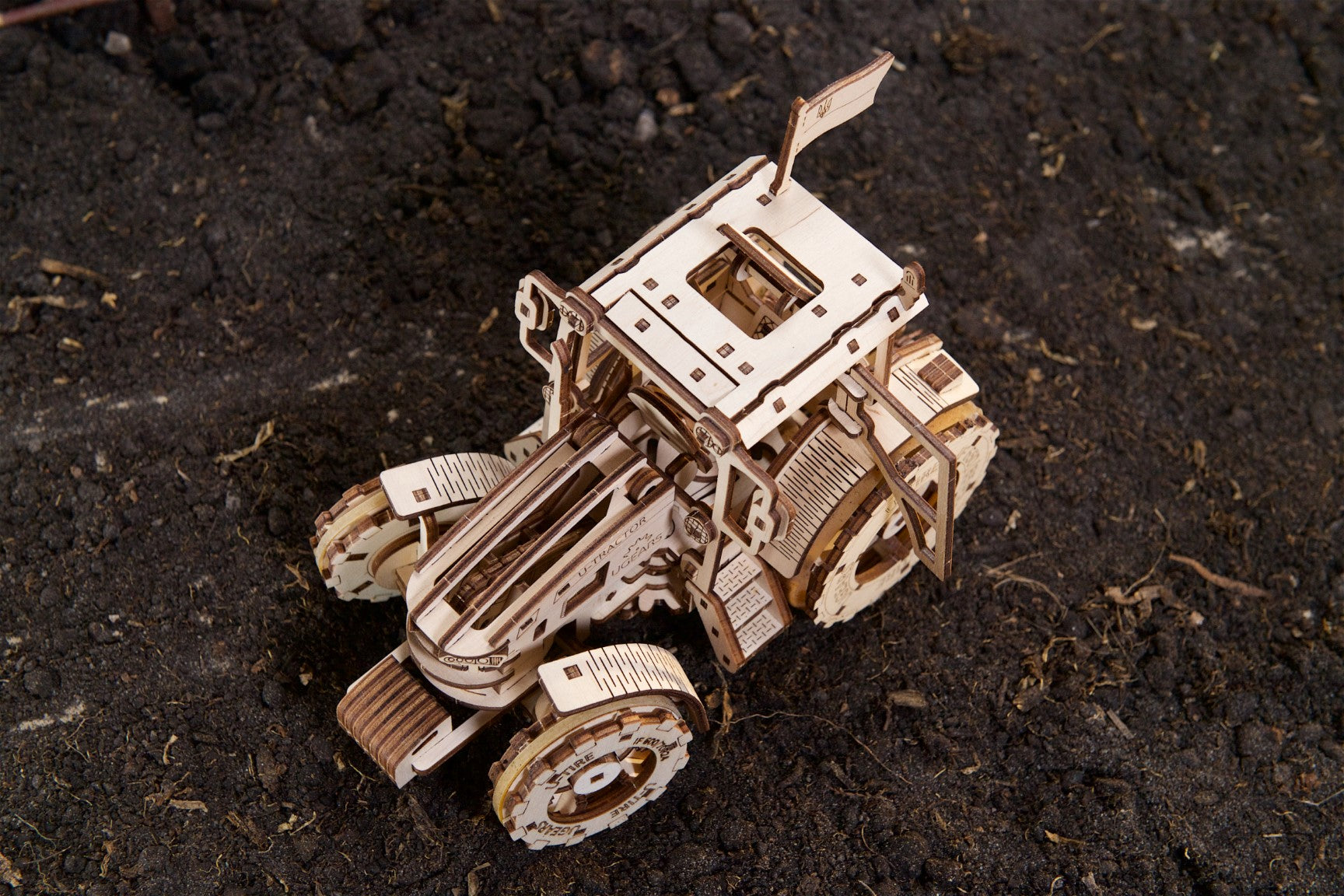 UGEARS - Il trattore vince