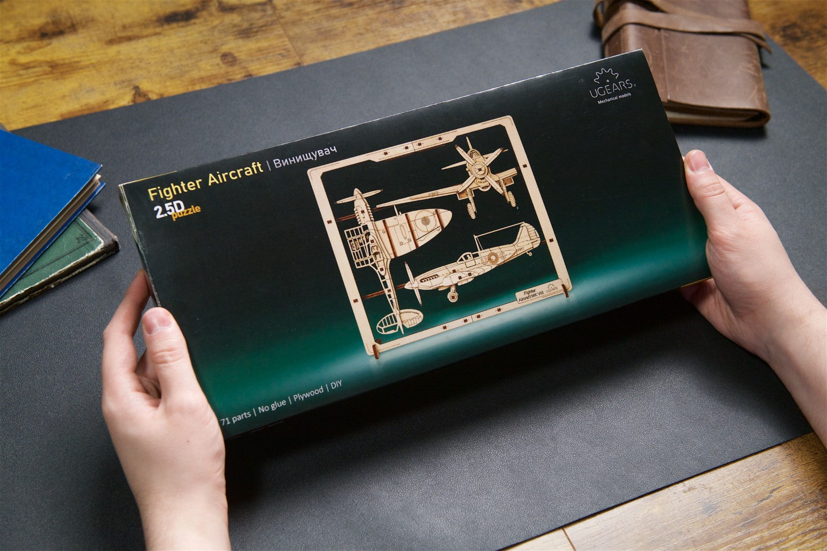 UGEARS - Aereo da combattimento 2.5D