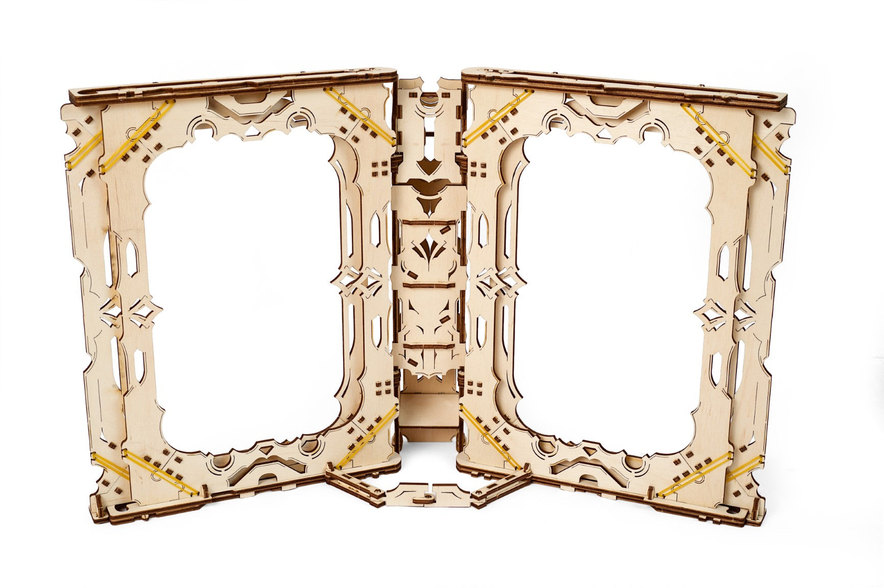 UGEARS GAMES - MASTER'S SCREEN - ASSEMBLATO