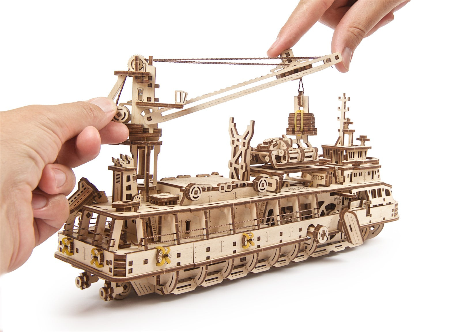 UGEARS - Nave di Ricerca