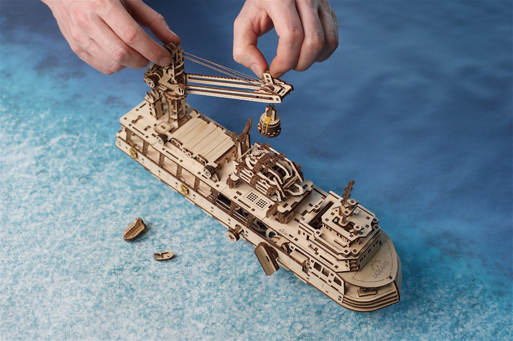 UGEARS - Nave di Ricerca