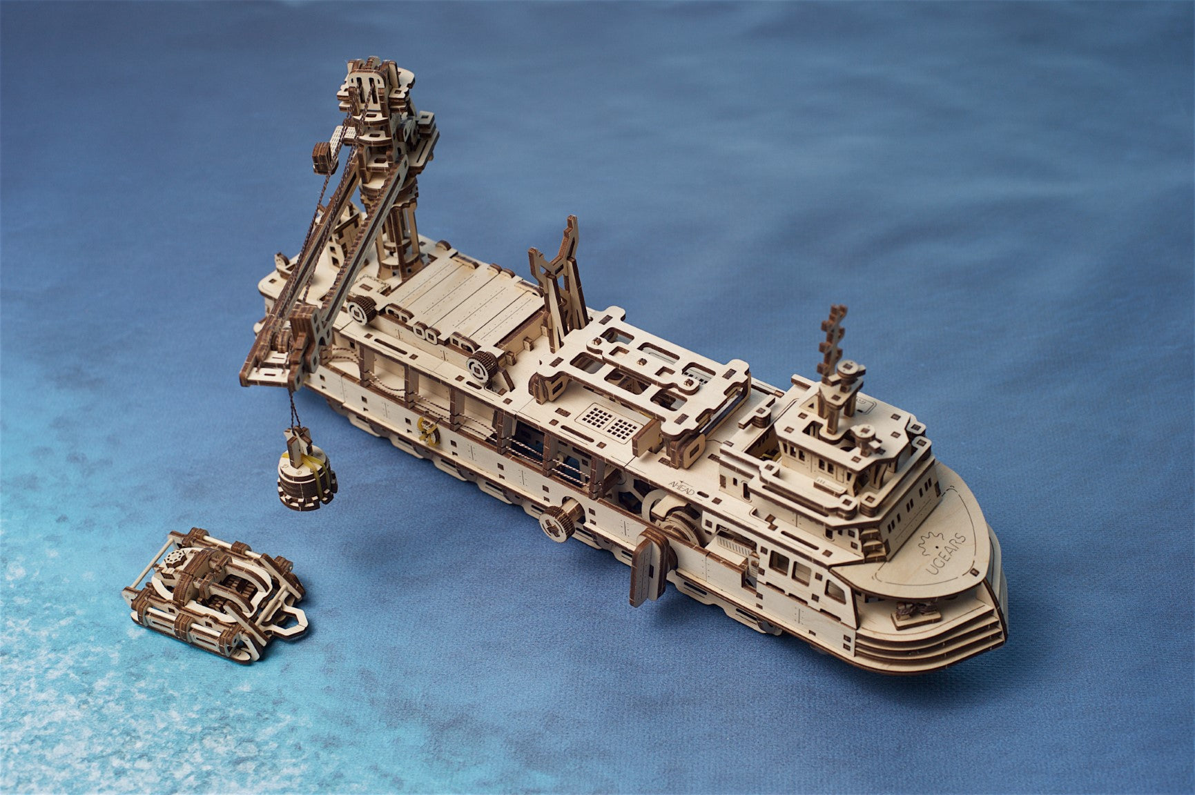 UGEARS - Nave di Ricerca