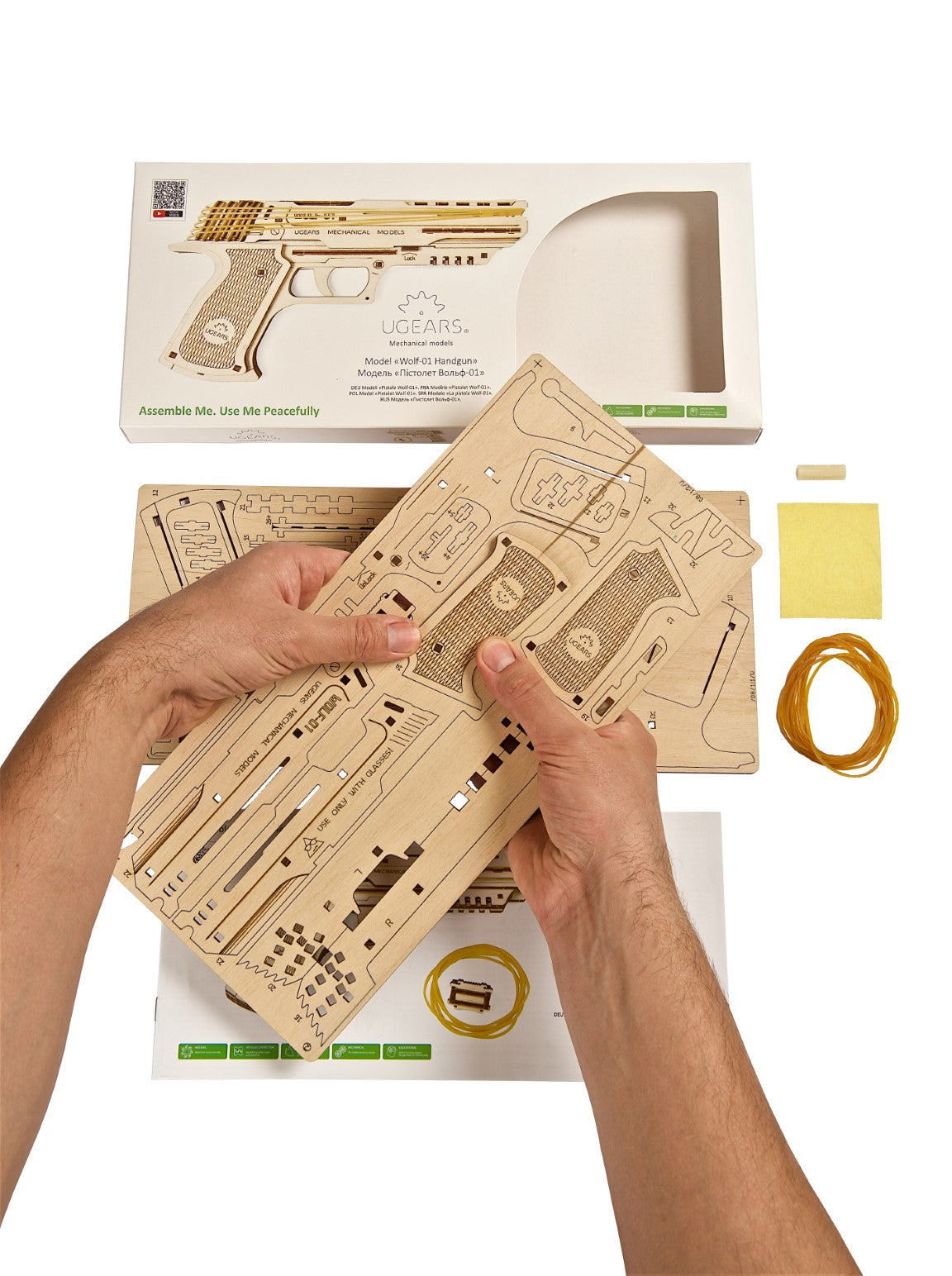 UGEARS - Pistola WOLF-01