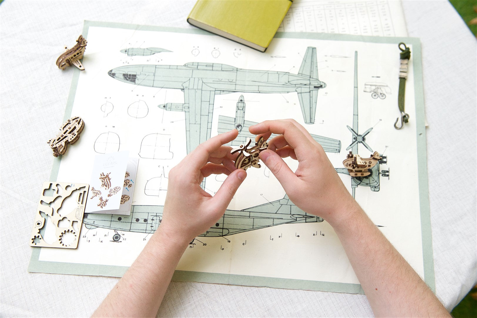 UGEARS FIDGETS - Aerei