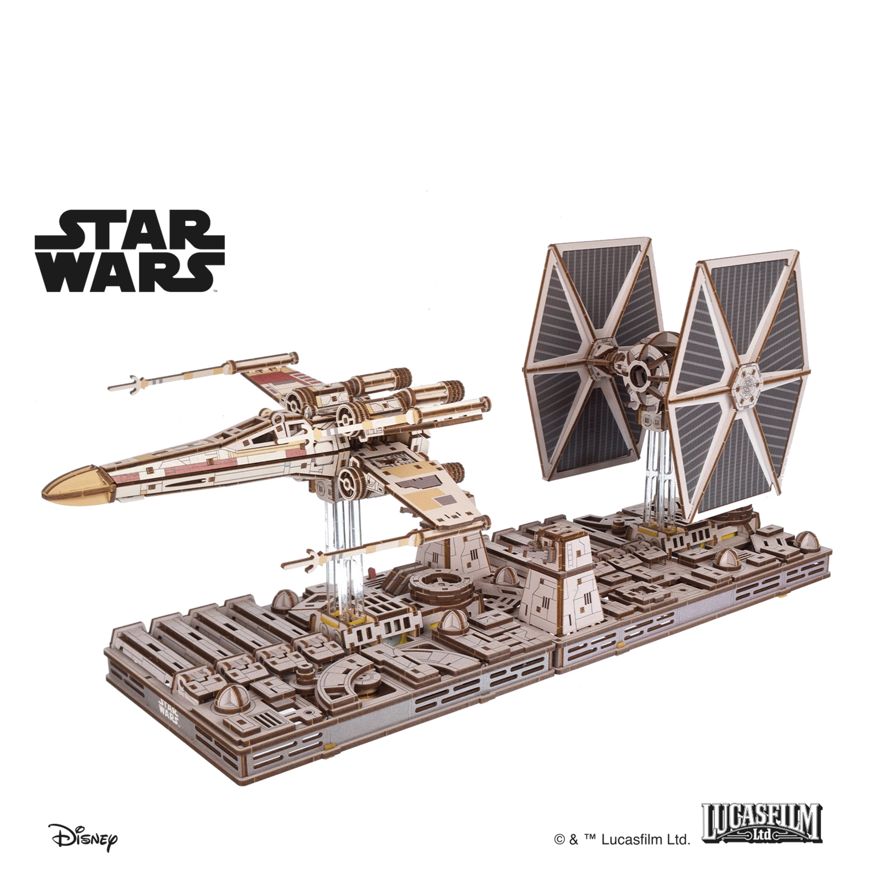 STAR WARS - Luke Skywalker's X-Wing Starfighter + Tie Fighter