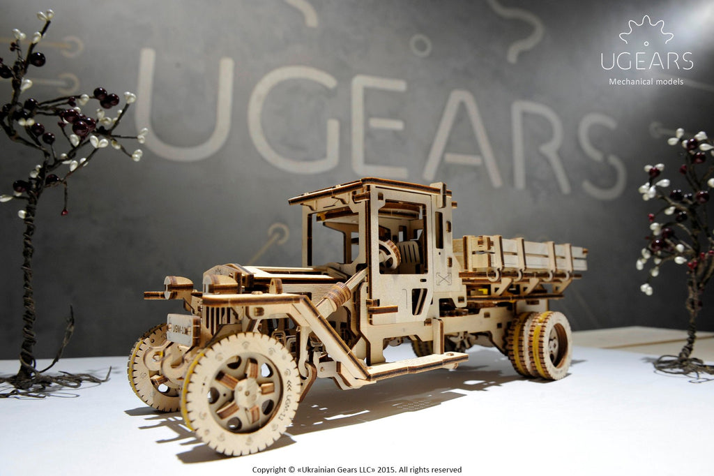 UGEARS - Camion UGM-11